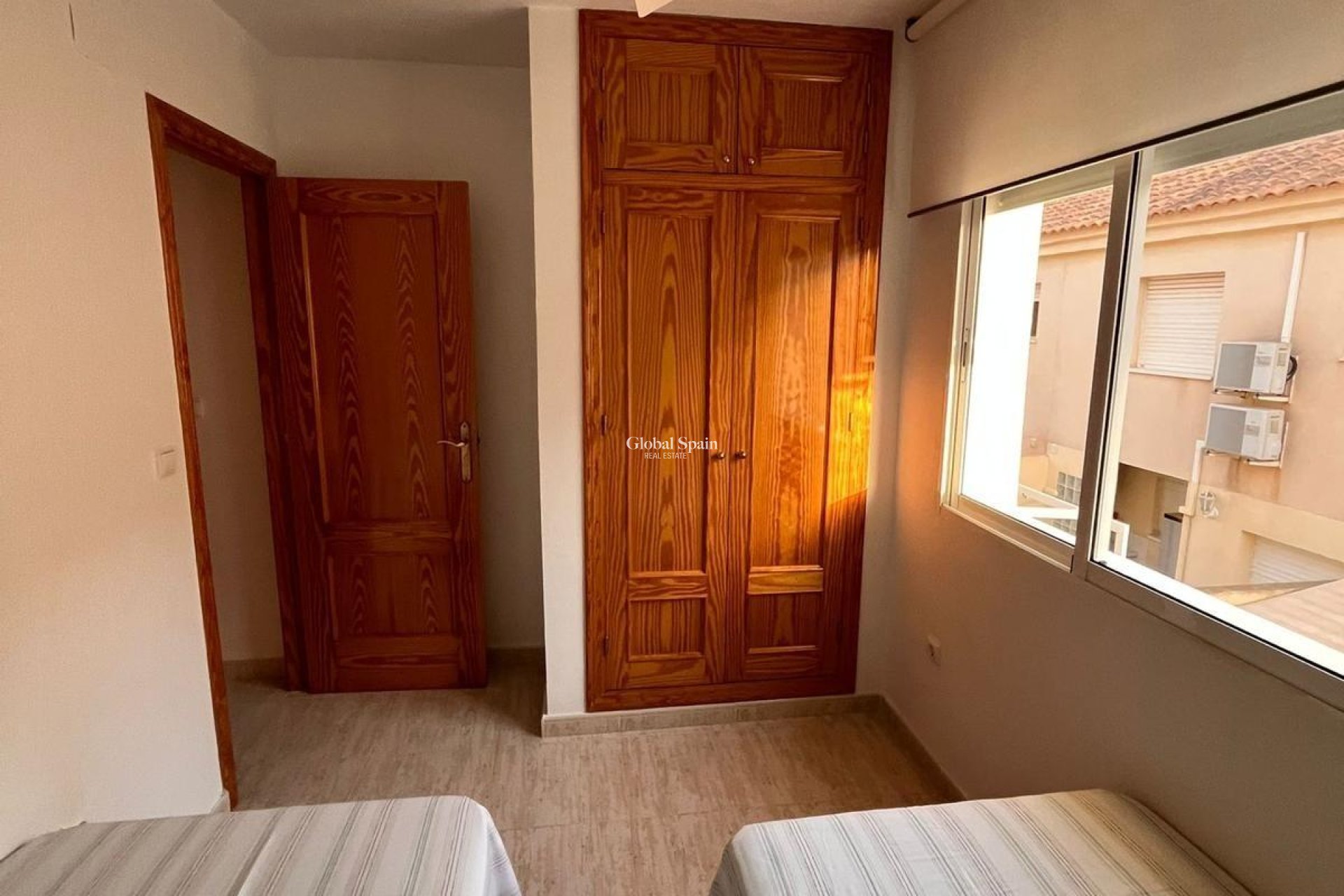 Resale - HOUSE -
ORIHUELA COSTA - CAMPOAMOR