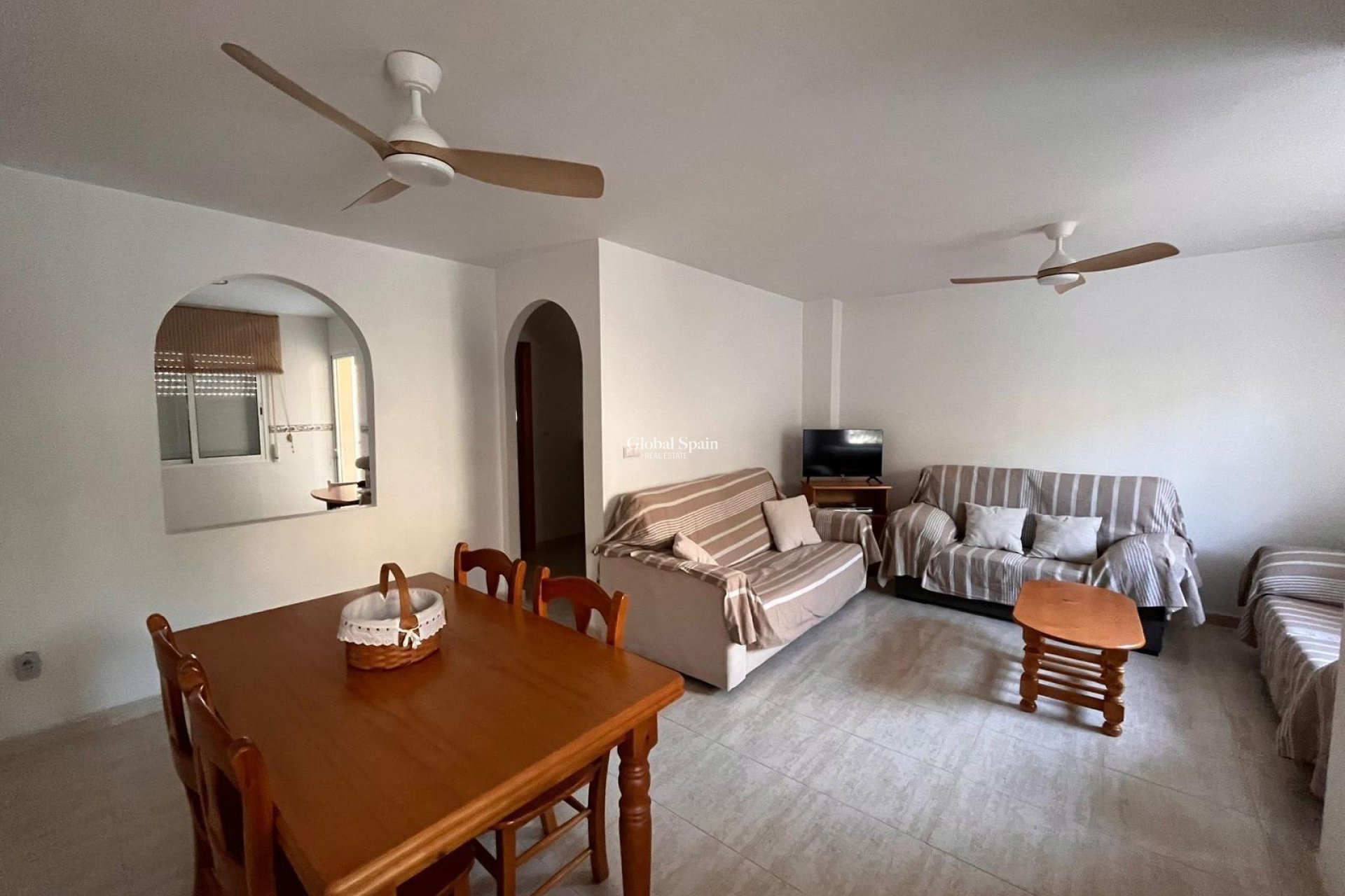 Resale - HOUSE -
ORIHUELA COSTA - CAMPOAMOR