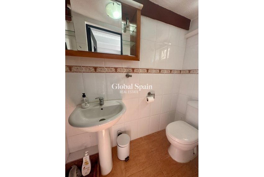 Resale - HOUSE -
ORIHUELA COSTA - Ciñuelica