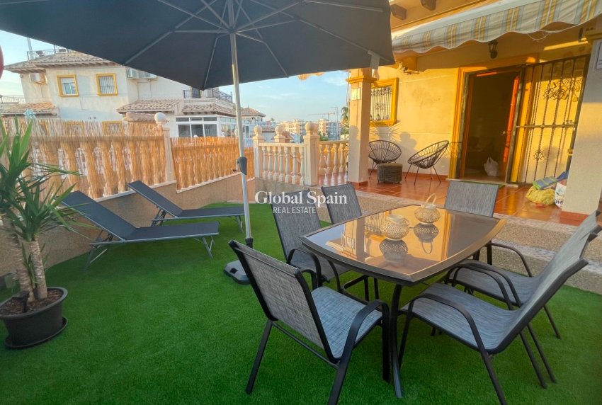 Resale - HOUSE -
ORIHUELA COSTA - Costa Blanca