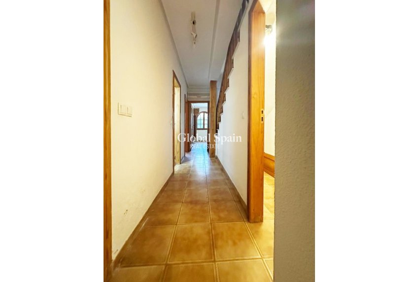 Resale - HOUSE -
ORIHUELA COSTA - Costa Blanca