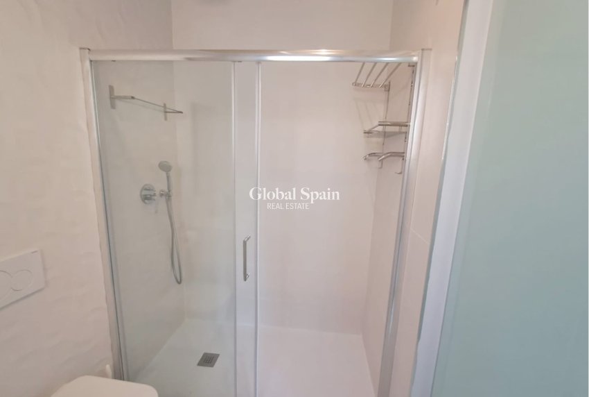 Resale - HOUSE -
ORIHUELA COSTA - Costa Blanca