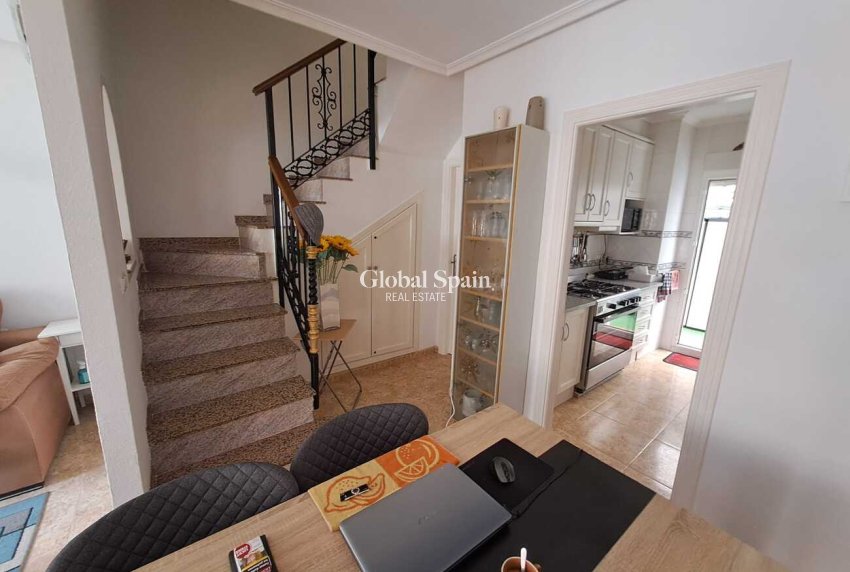 Resale - HOUSE -
ORIHUELA COSTA - Costa Blanca