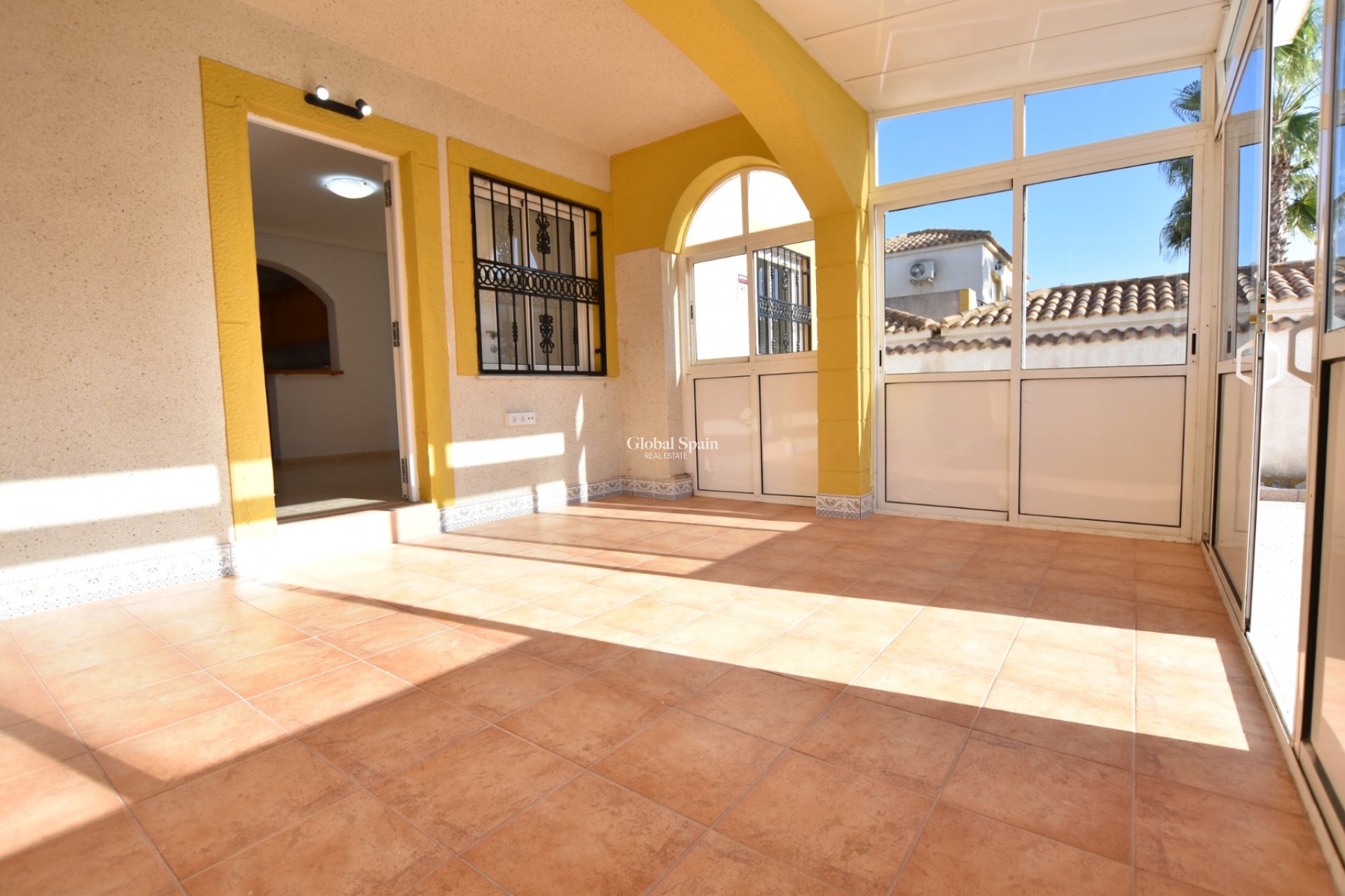 Resale - HOUSE -
ORIHUELA COSTA - Costa Blanca
