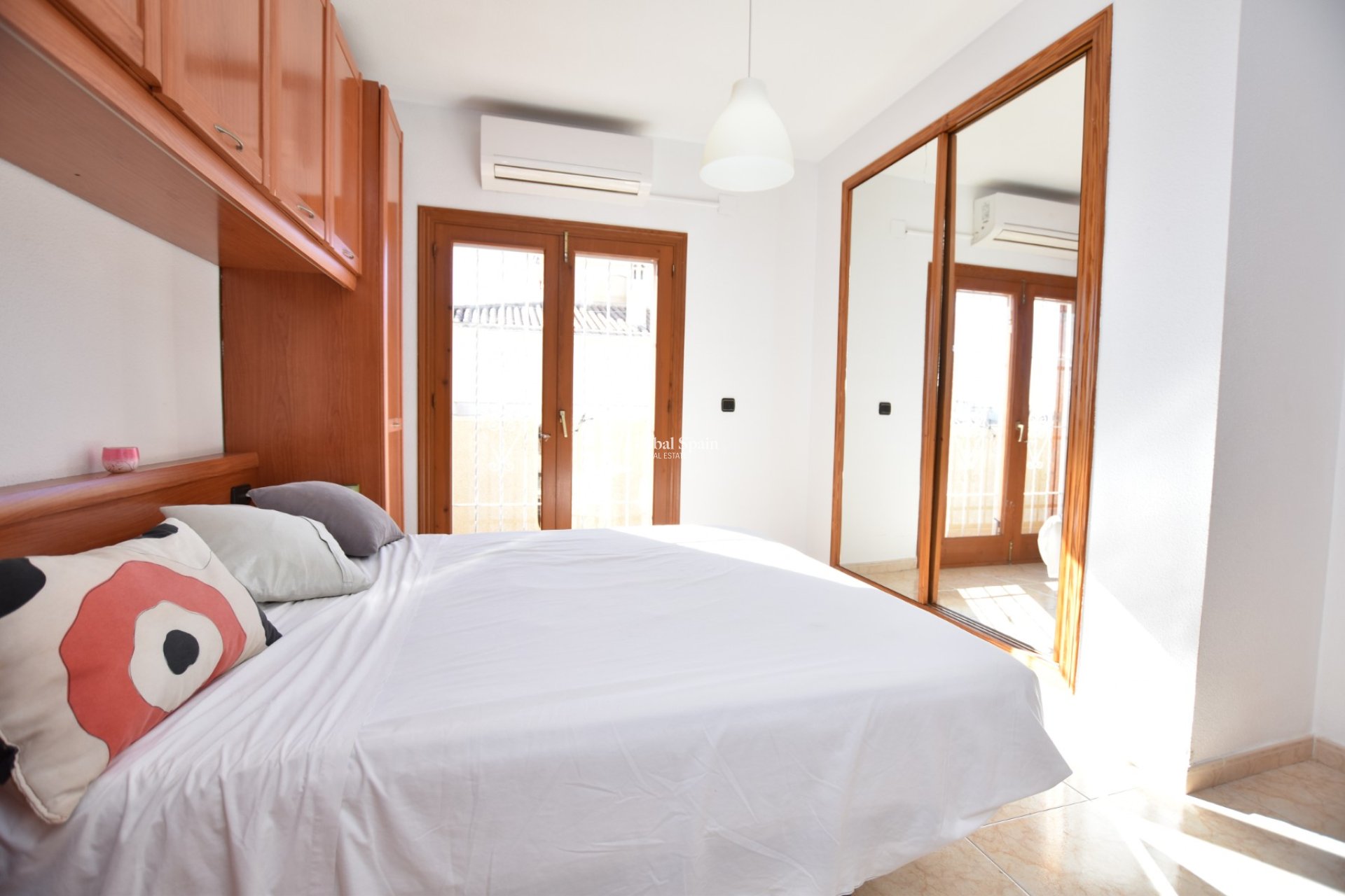 Resale - HOUSE -
ORIHUELA COSTA - Costa Blanca