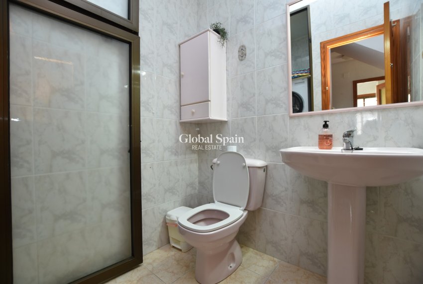 Resale - HOUSE -
ORIHUELA COSTA - Costa Blanca