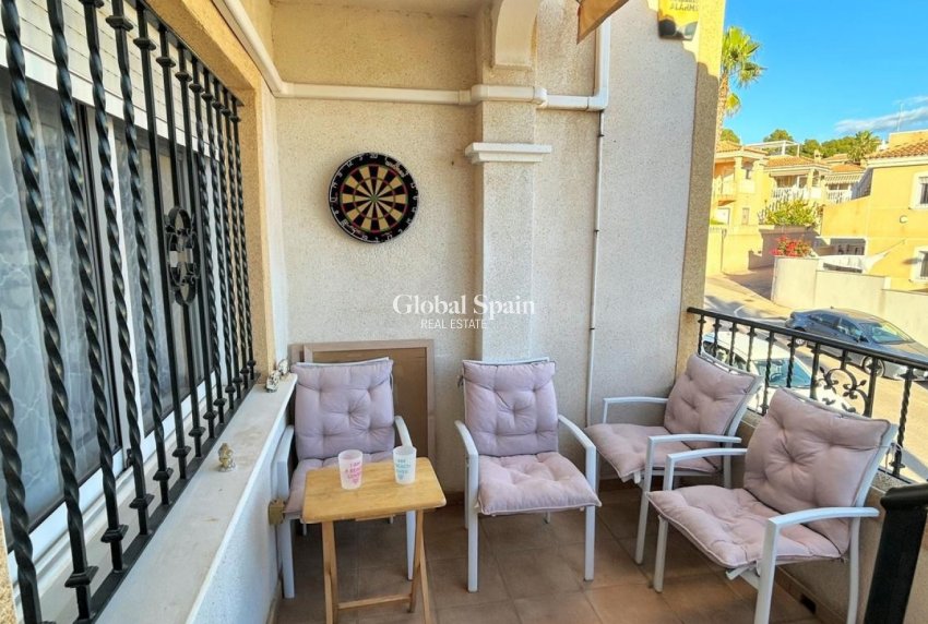 Resale - HOUSE -
ORIHUELA COSTA - Costa Blanca