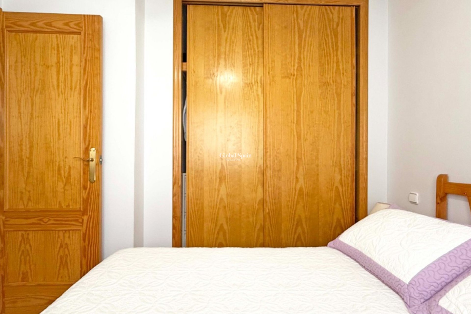 Resale - HOUSE -
ORIHUELA COSTA - Costa Blanca