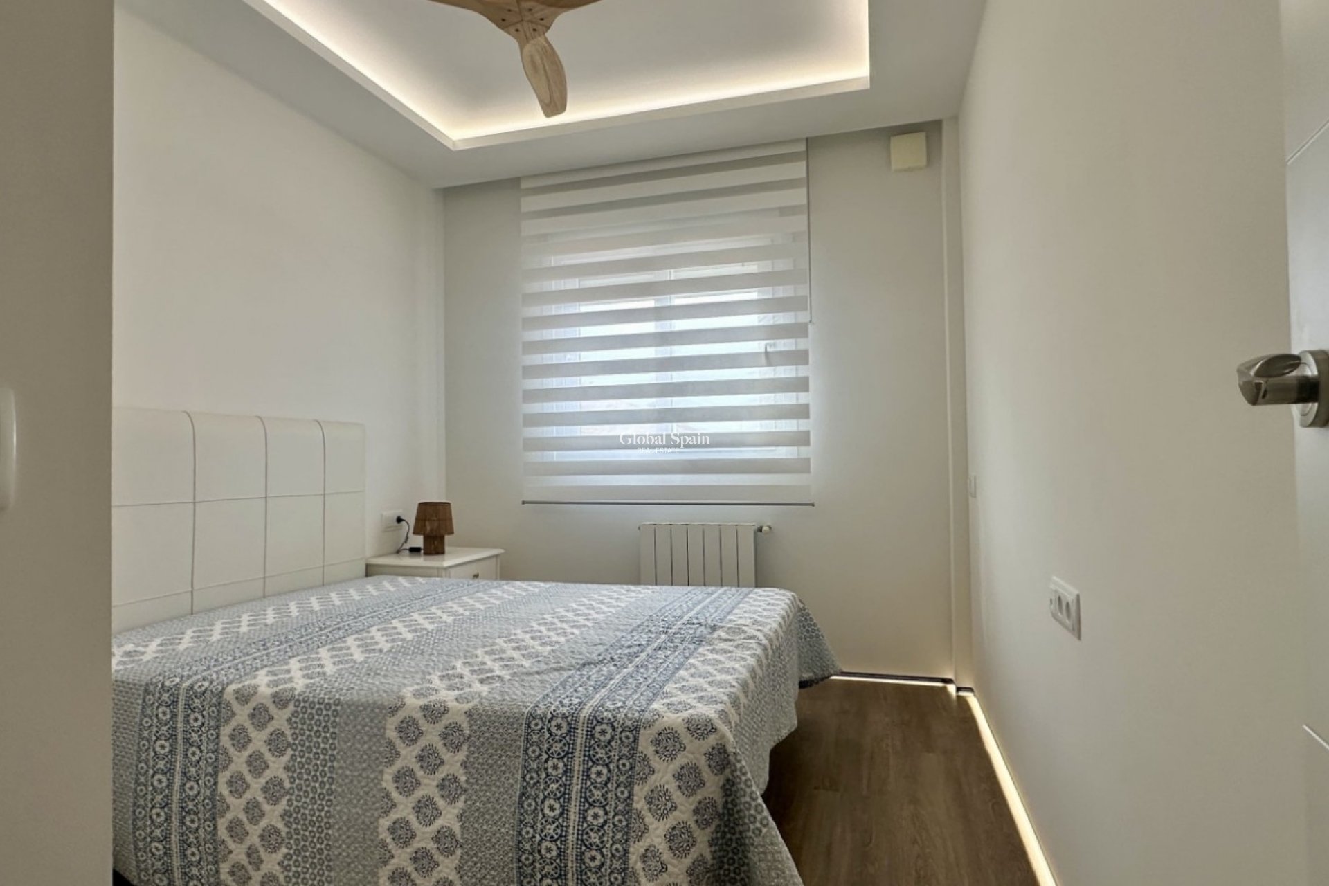 Resale - HOUSE -
ORIHUELA COSTA - Costa Blanca