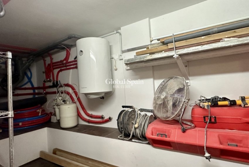 Resale - HOUSE -
ORIHUELA COSTA - Costa Blanca