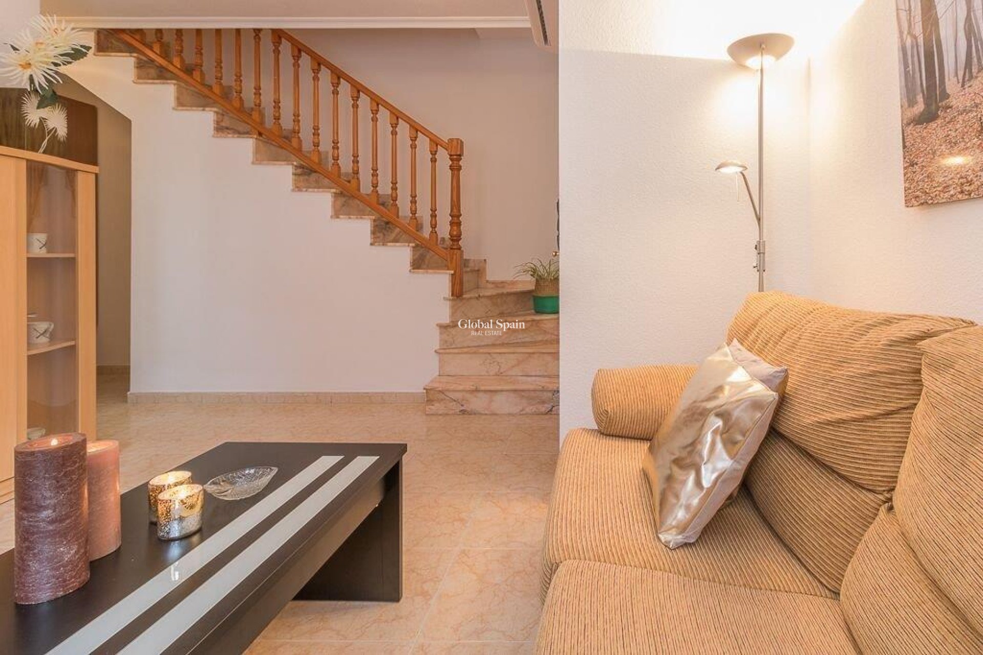 Resale - HOUSE -
ORIHUELA COSTA - Costa Blanca