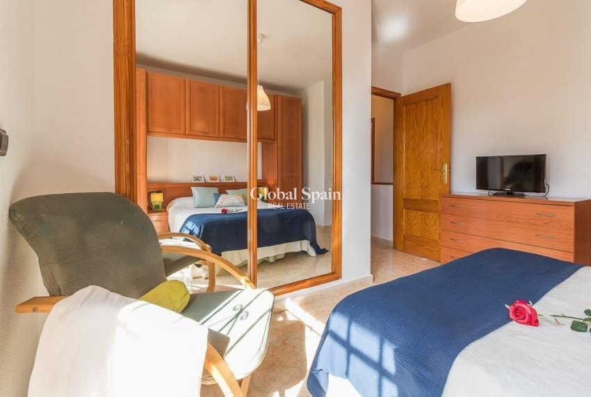 Resale - HOUSE -
ORIHUELA COSTA - Costa Blanca