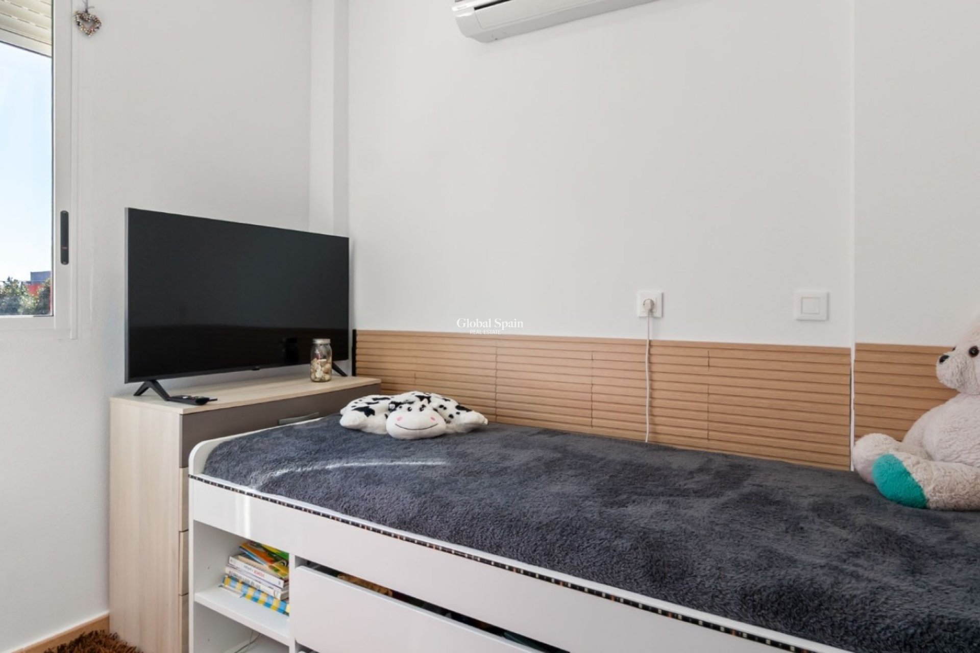 Resale - HOUSE -
ORIHUELA COSTA - Costa Blanca