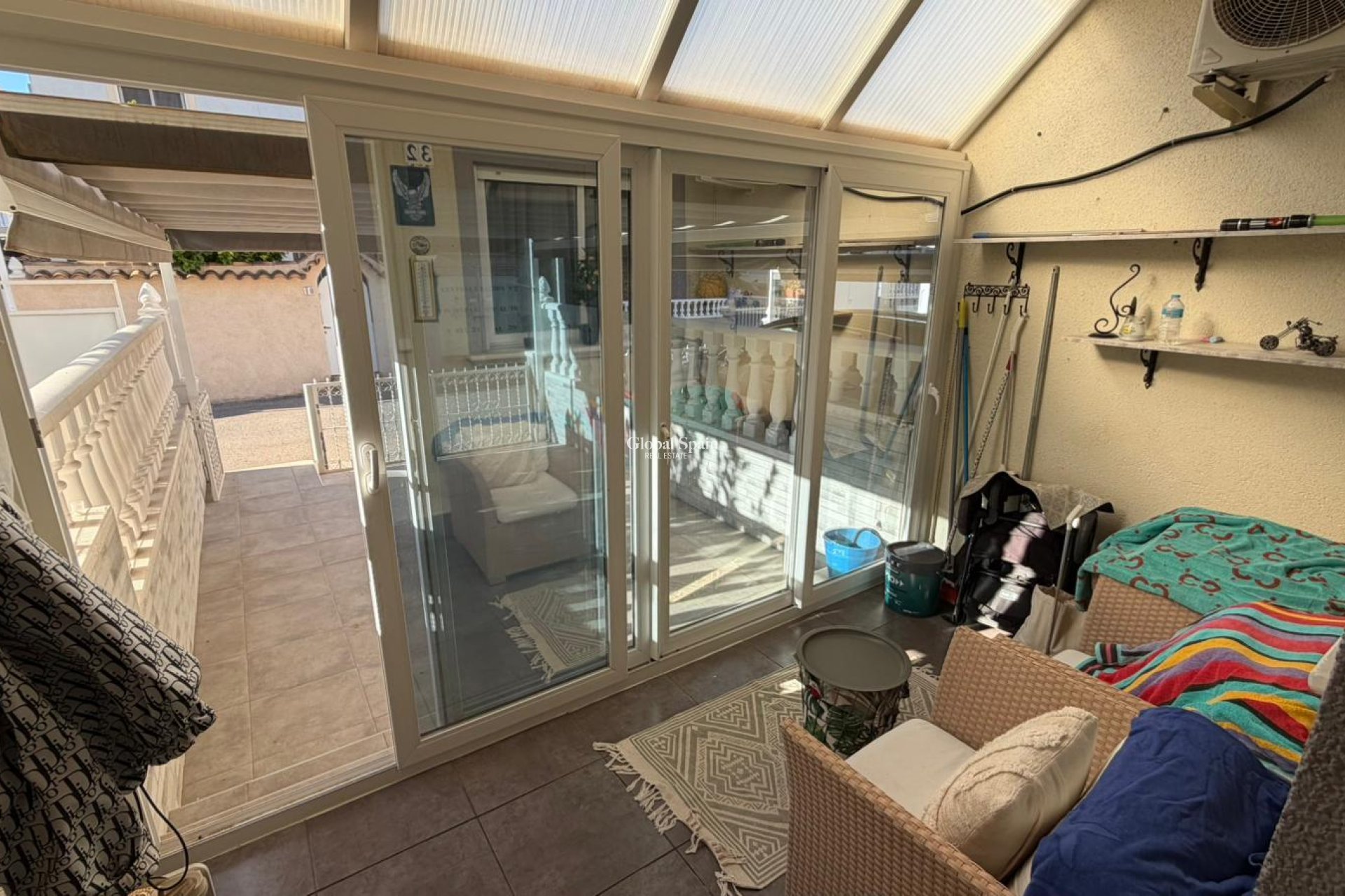 Resale - HOUSE -
ORIHUELA COSTA - Costa Blanca