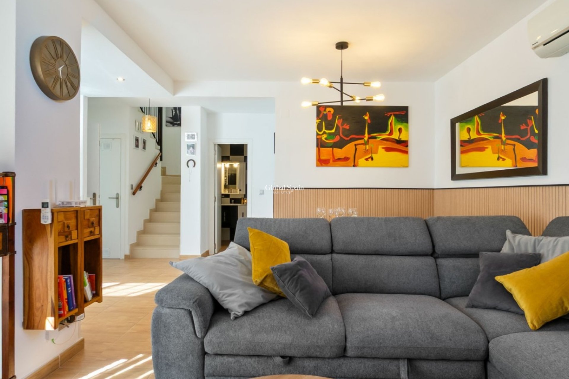 Resale - HOUSE -
ORIHUELA COSTA - Costa Blanca