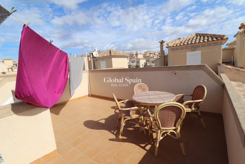 Resale - HOUSE -
ORIHUELA COSTA - Costa Blanca