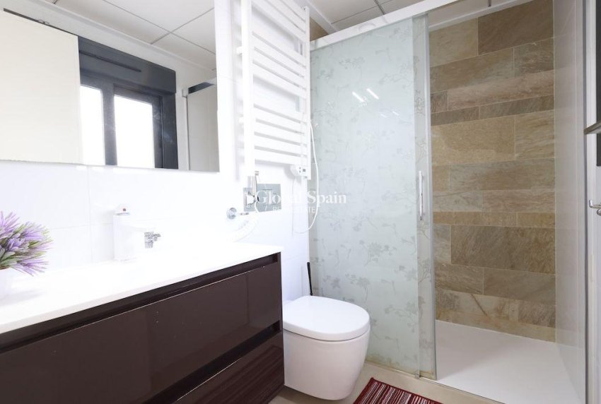 Resale - HOUSE -
ORIHUELA COSTA - Costa Blanca