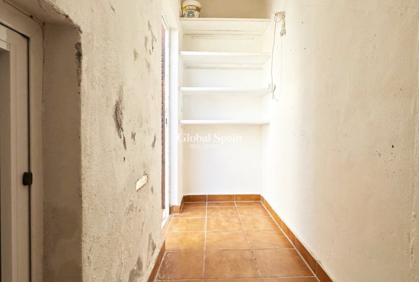 Resale - HOUSE -
ORIHUELA COSTA - Costa Blanca