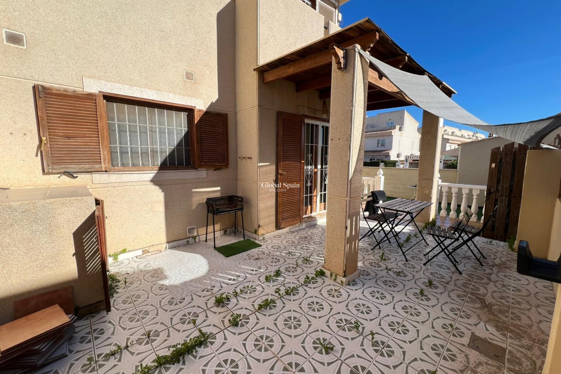 Resale - HOUSE -
ORIHUELA COSTA - Costa Blanca