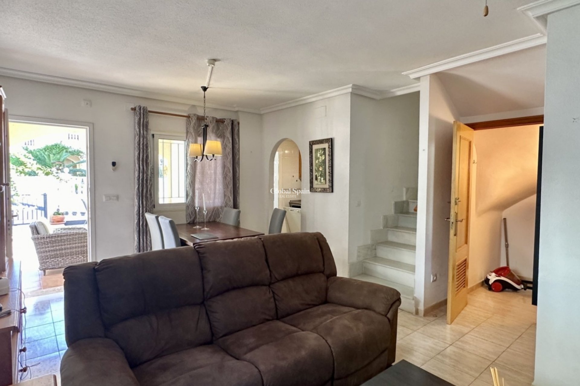 Resale - HOUSE -
ORIHUELA COSTA - Costa Blanca