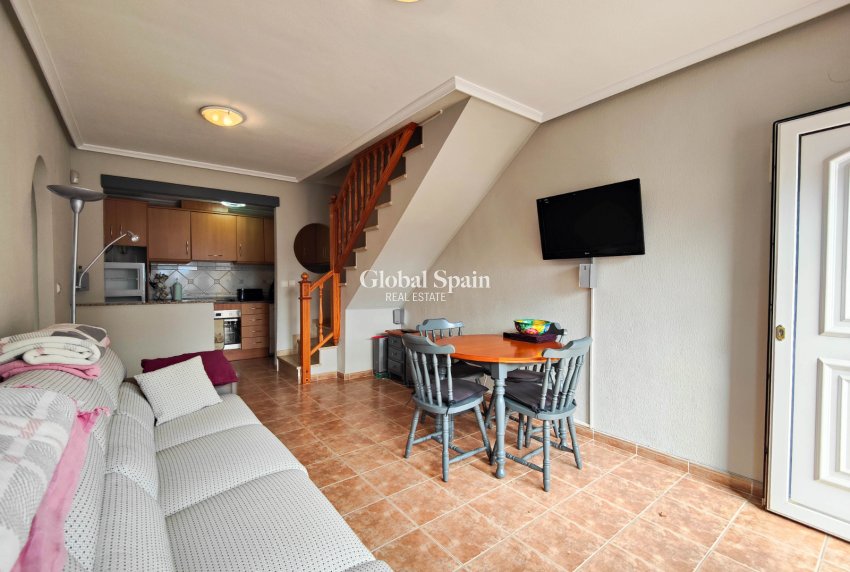 Resale - HOUSE -
ORIHUELA COSTA - Costa Blanca