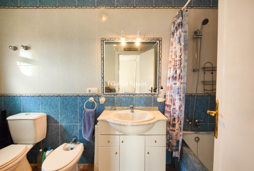 Resale - HOUSE -
ORIHUELA COSTA - Costa Blanca