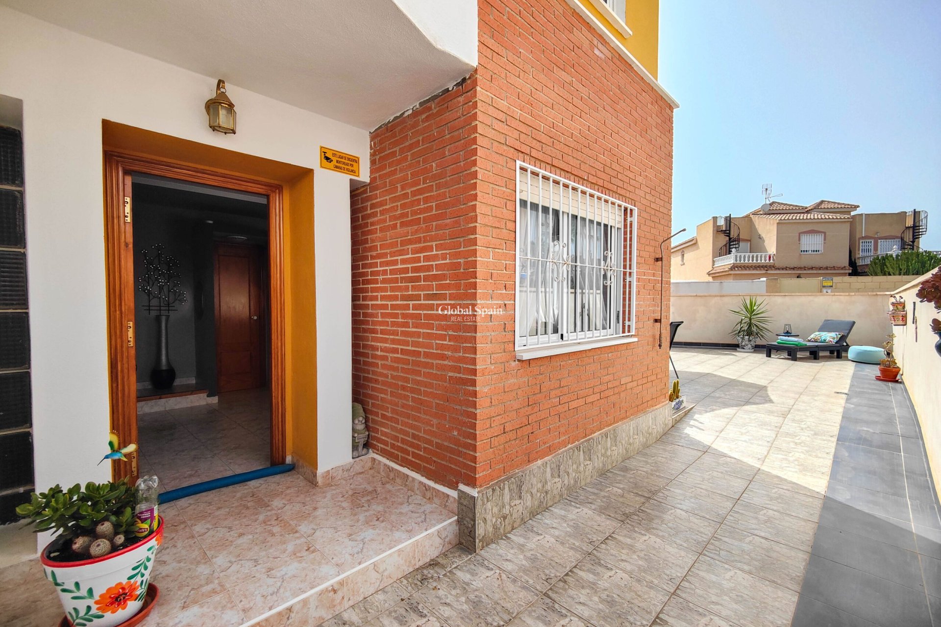 Resale - HOUSE -
ORIHUELA COSTA - Costa Blanca