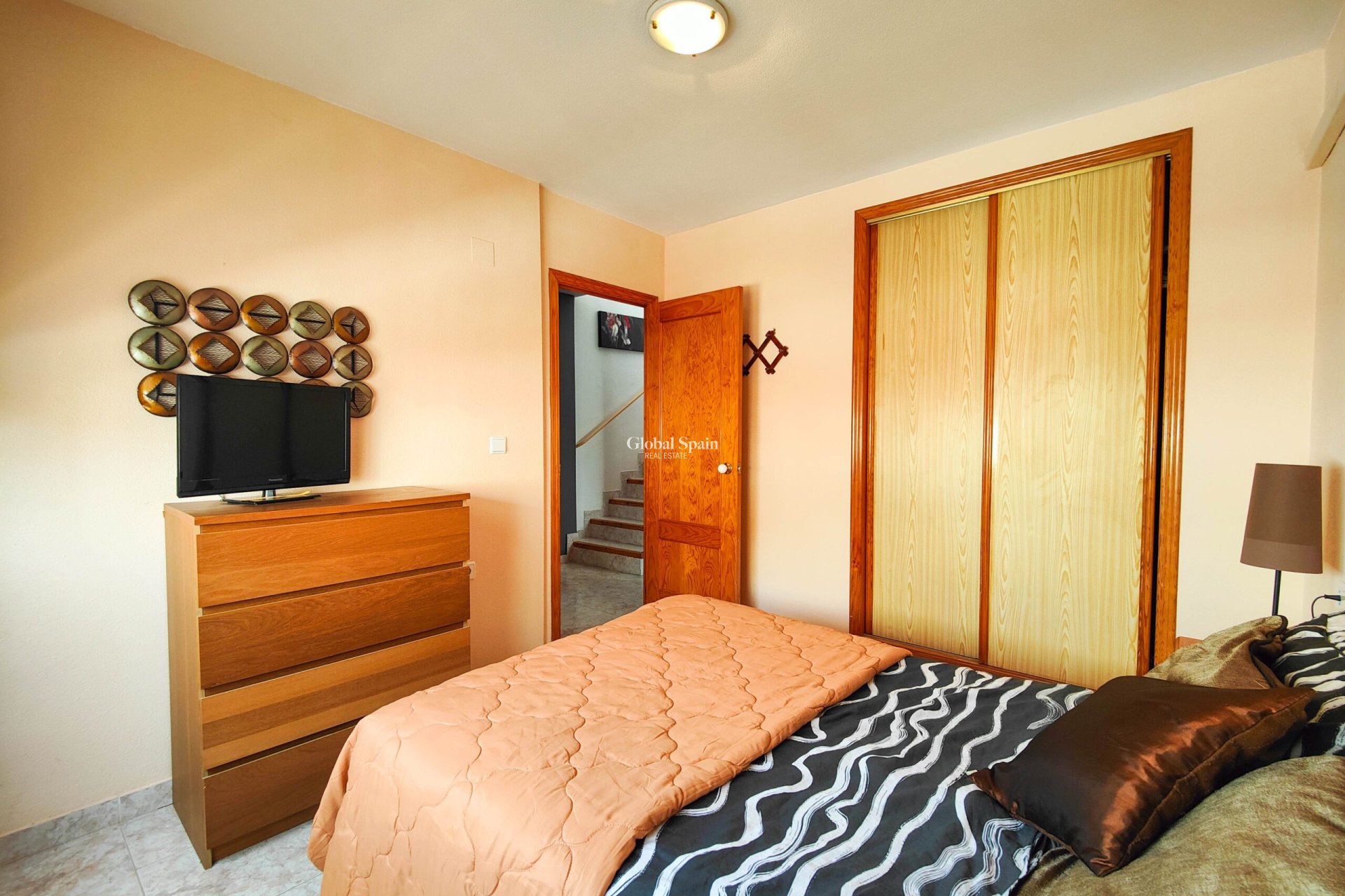 Resale - HOUSE -
ORIHUELA COSTA - Costa Blanca