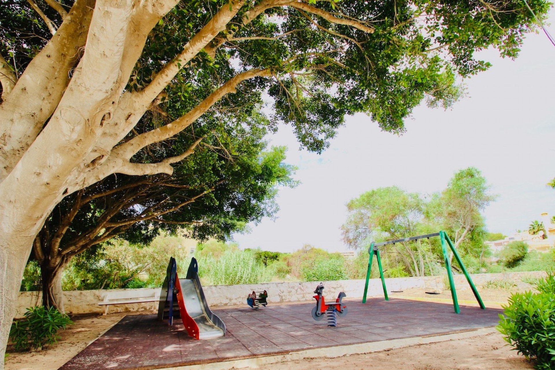 Resale - HOUSE -
ORIHUELA COSTA - Costa Blanca