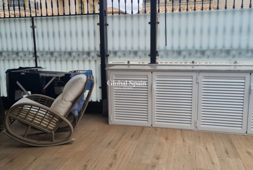 Resale - HOUSE -
ORIHUELA COSTA - Costa Blanca