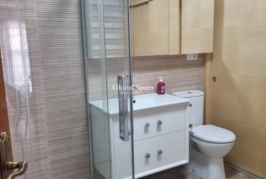 Resale - HOUSE -
ORIHUELA COSTA - Costa Blanca