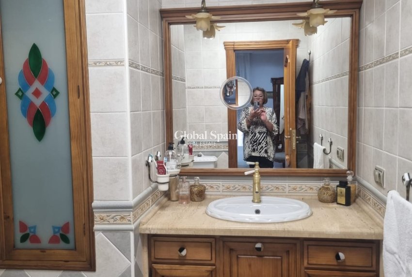 Resale - HOUSE -
ORIHUELA COSTA - Costa Blanca