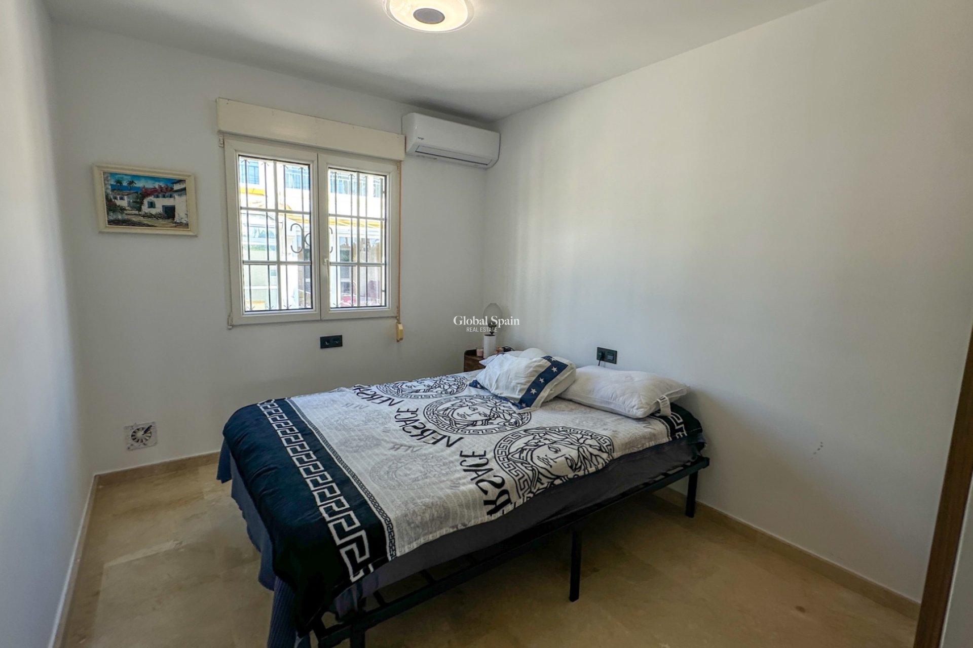 Resale - HOUSE -
ORIHUELA COSTA - Costa Blanca