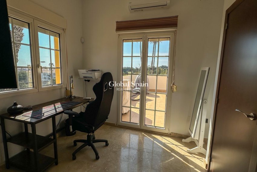 Resale - HOUSE -
ORIHUELA COSTA - Costa Blanca