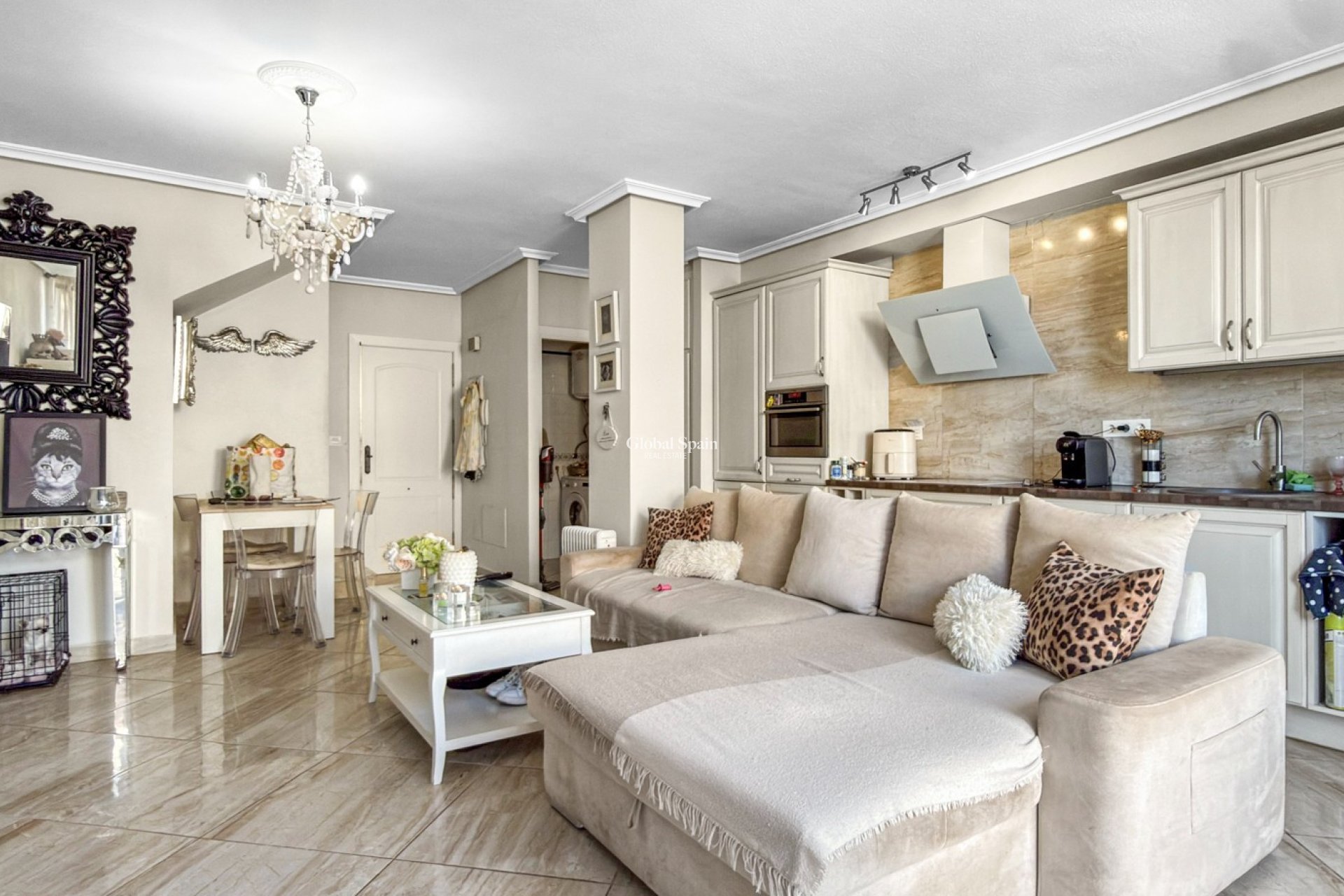 Resale - HOUSE -
ORIHUELA COSTA - Costa Blanca