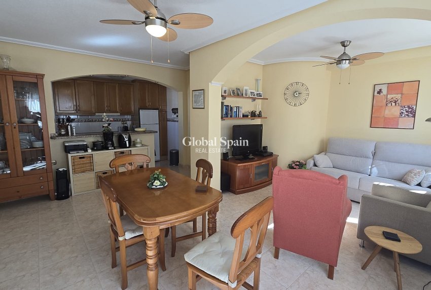 Resale - HOUSE -
ORIHUELA COSTA - Costa Blanca