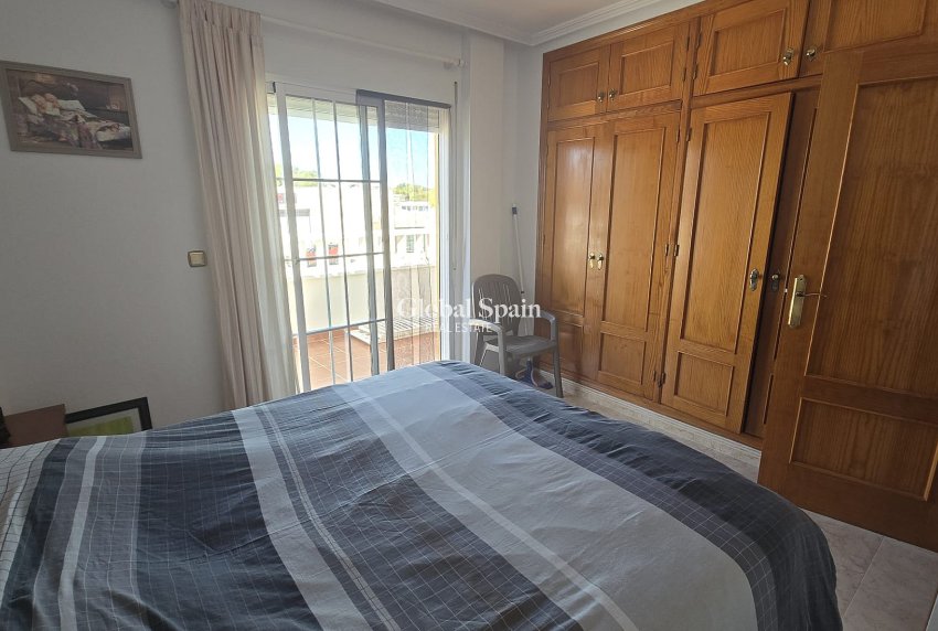 Resale - HOUSE -
ORIHUELA COSTA - Costa Blanca