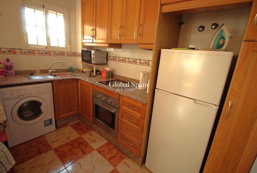 Resale - HOUSE -
ORIHUELA COSTA - Costa Blanca