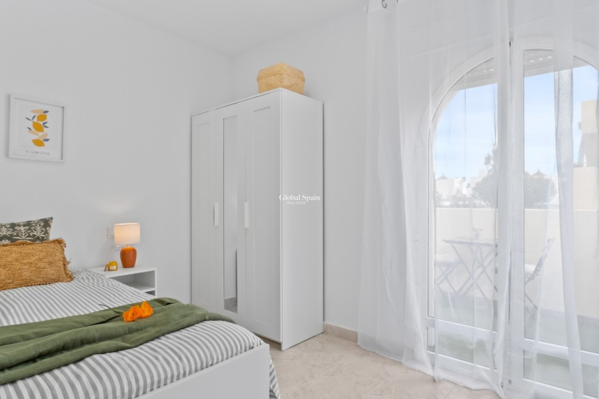 Resale - HOUSE -
ORIHUELA COSTA - Costa Blanca