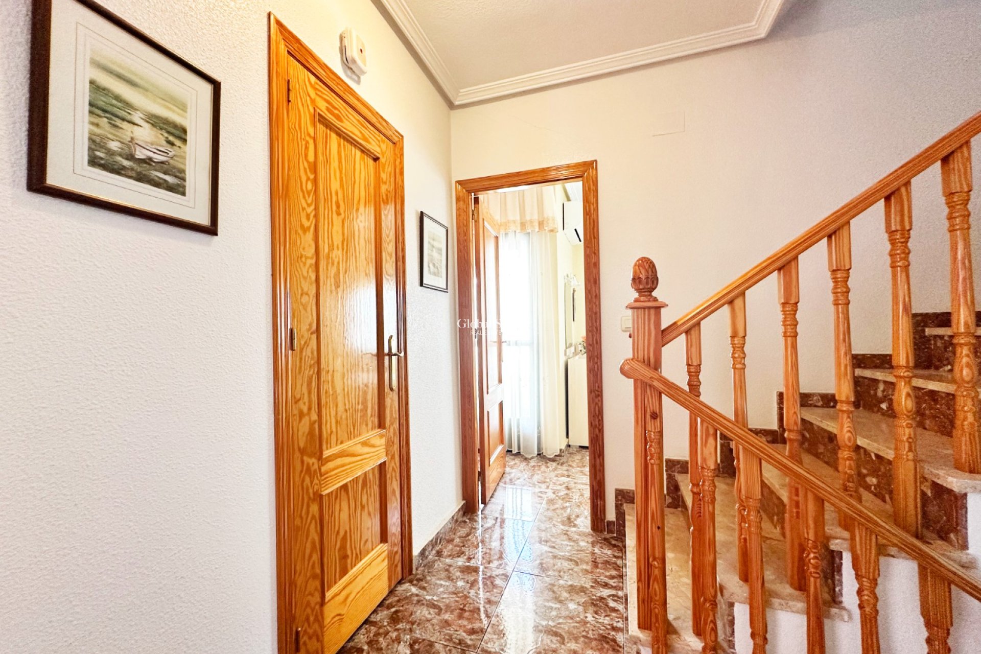 Resale - HOUSE -
ORIHUELA COSTA - Costa Blanca