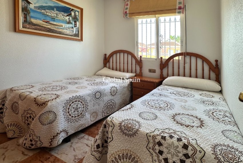 Resale - HOUSE -
ORIHUELA COSTA - Costa Blanca