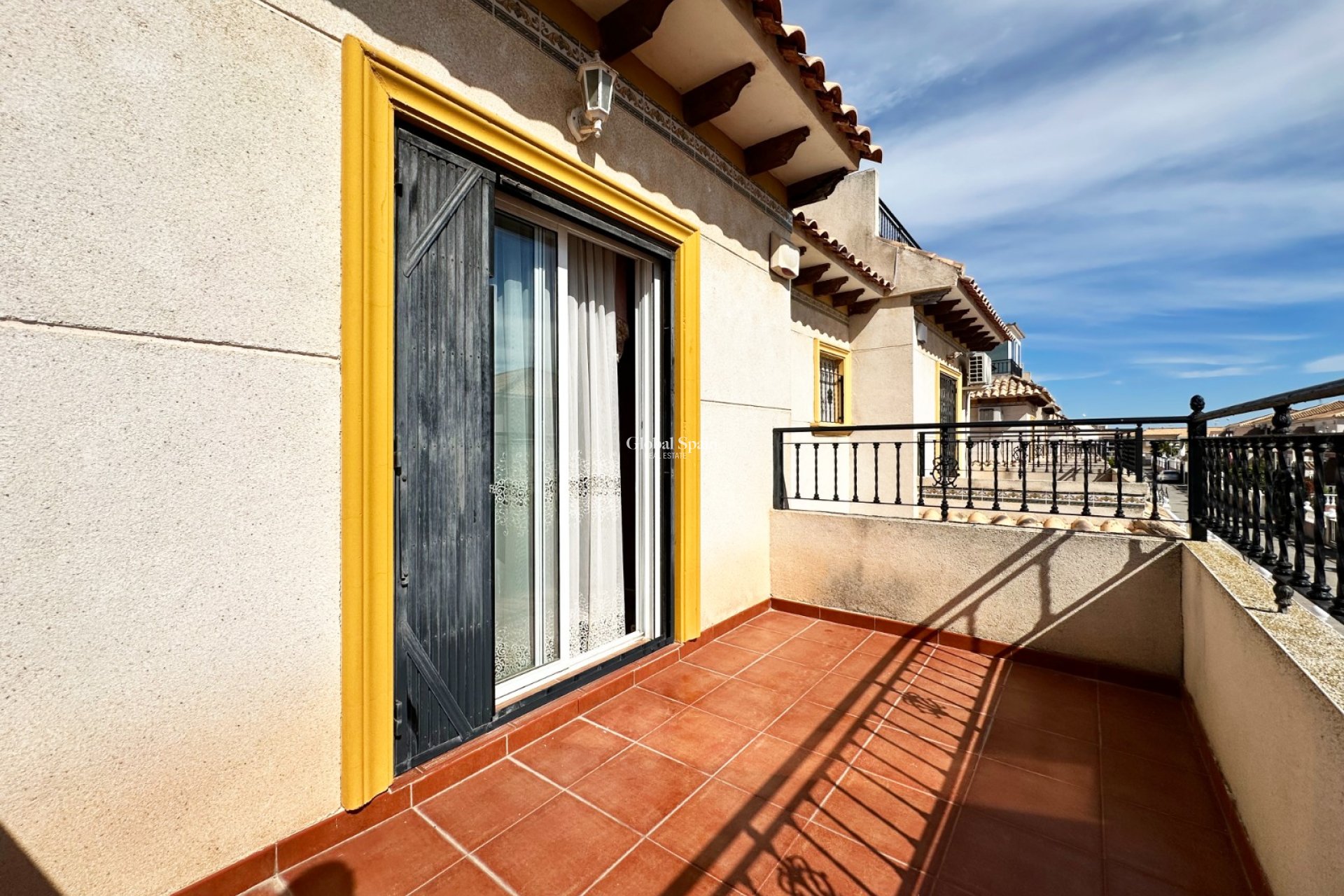 Resale - HOUSE -
ORIHUELA COSTA - Costa Blanca