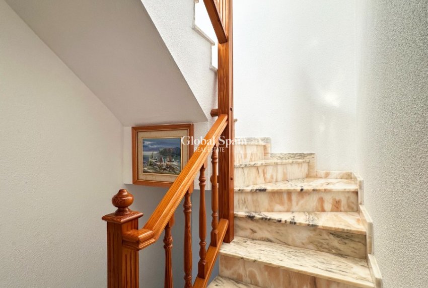 Resale - HOUSE -
ORIHUELA COSTA - Costa Blanca