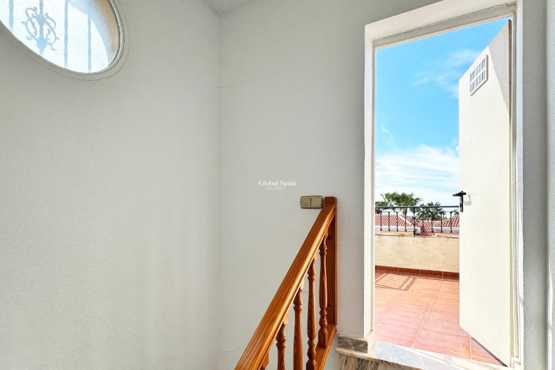Resale - HOUSE -
ORIHUELA COSTA - Costa Blanca