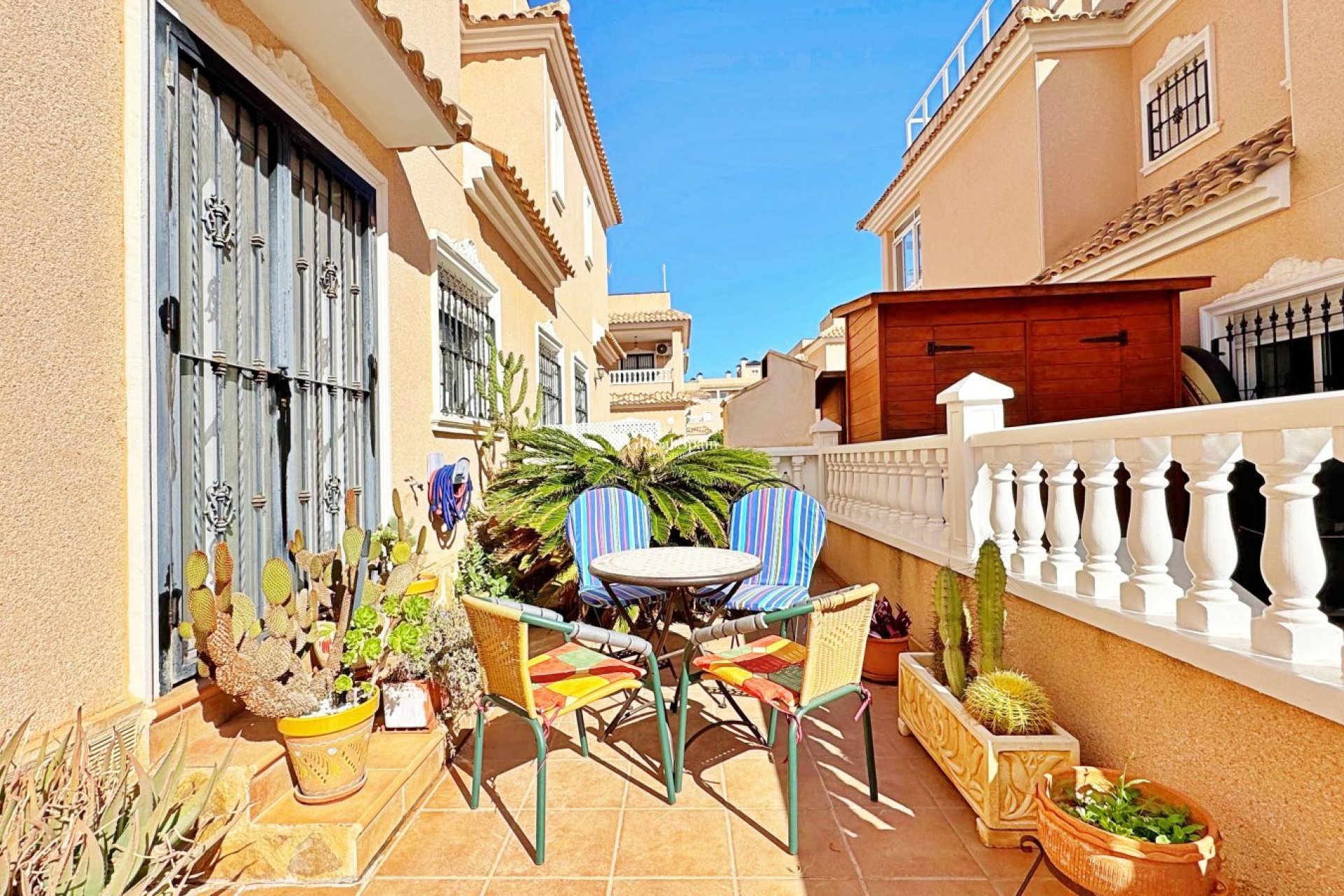 Resale - HOUSE -
ORIHUELA COSTA - Costa Blanca
