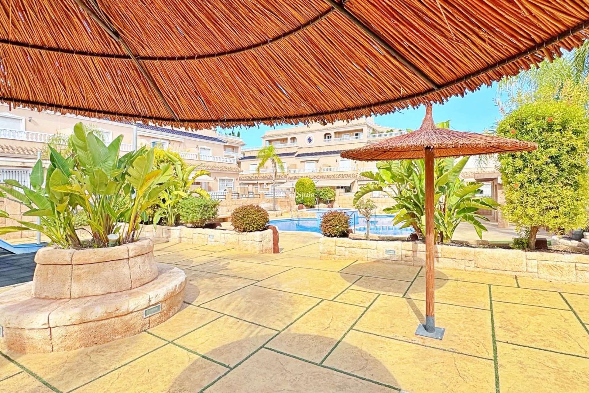 Resale - HOUSE -
ORIHUELA COSTA - Costa Blanca