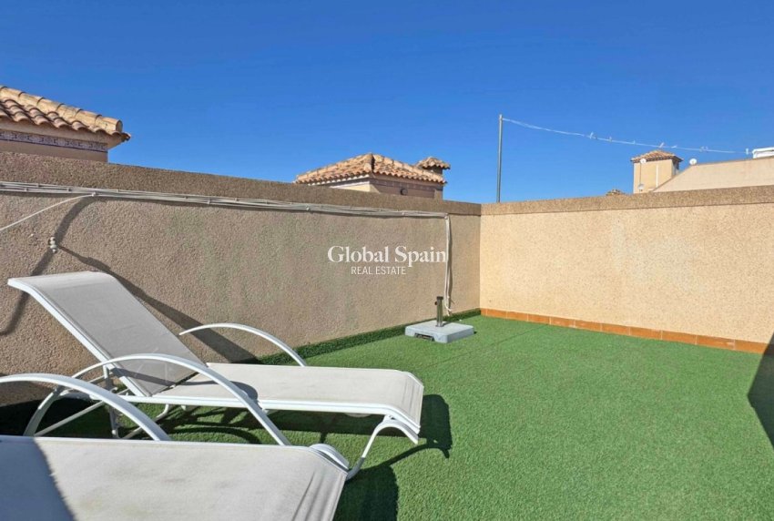 Resale - HOUSE -
ORIHUELA COSTA - Costa Blanca