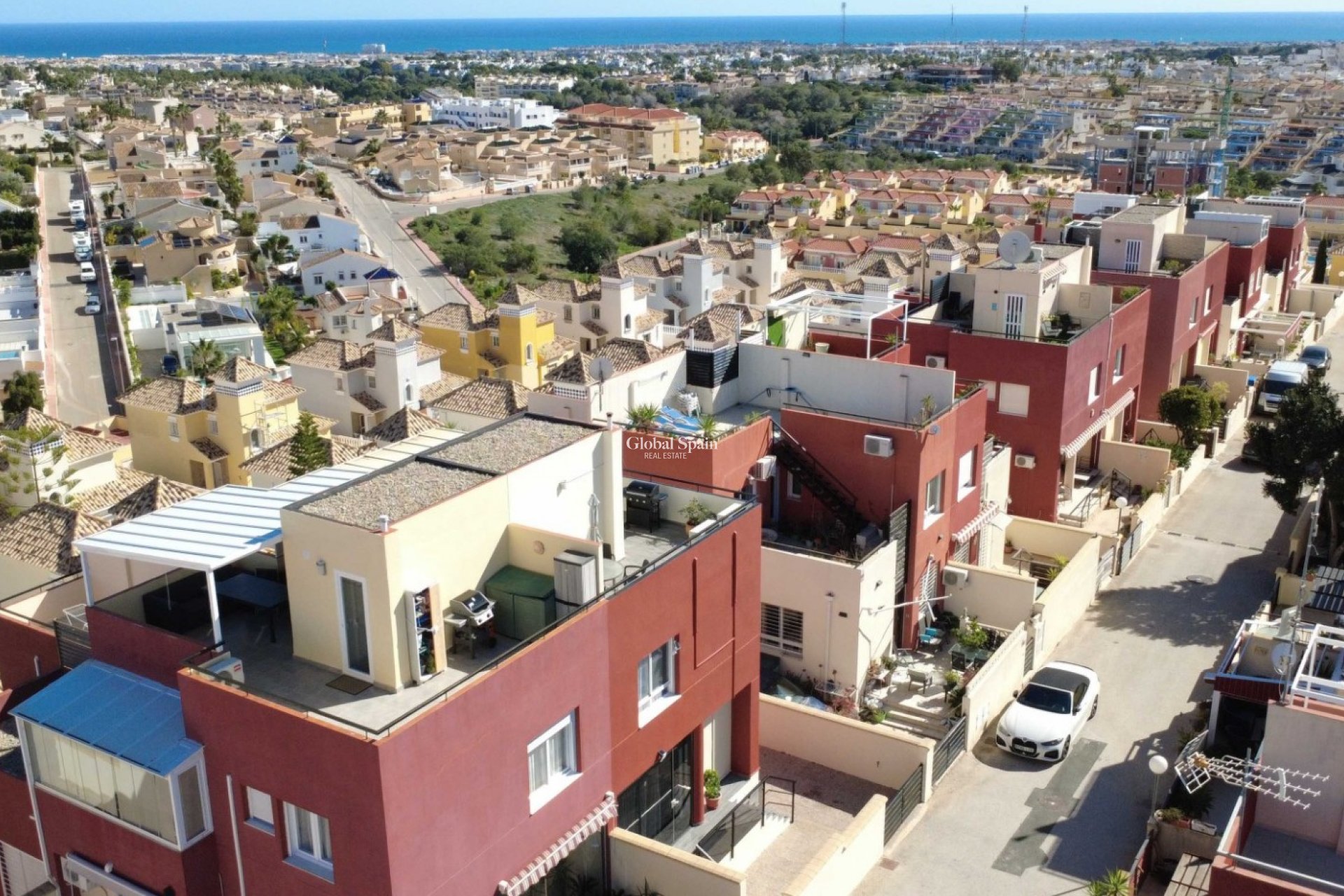 Resale - HOUSE -
ORIHUELA COSTA - Costa Blanca