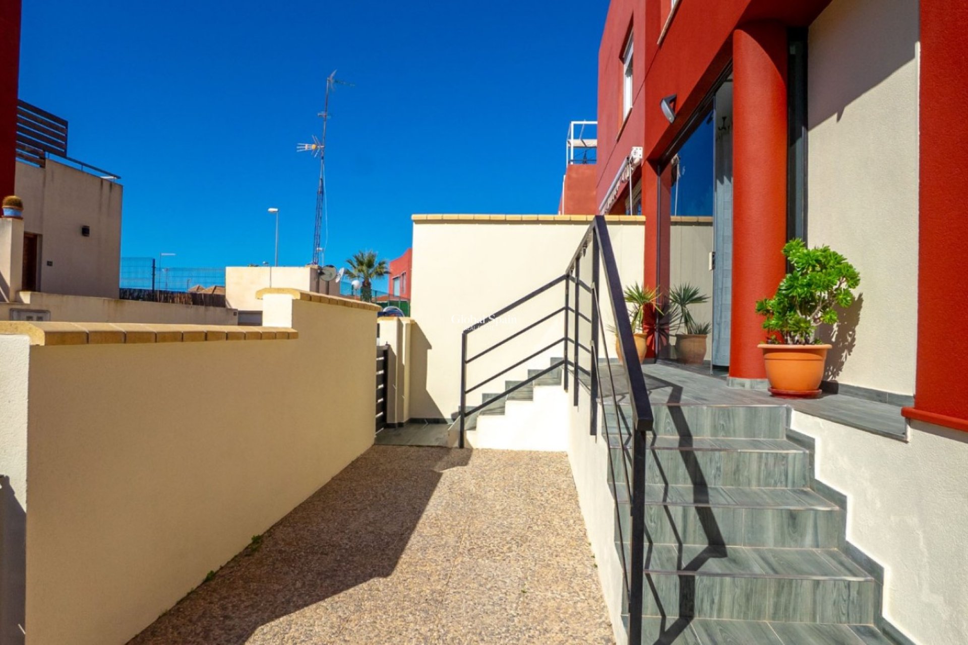 Resale - HOUSE -
ORIHUELA COSTA - Costa Blanca