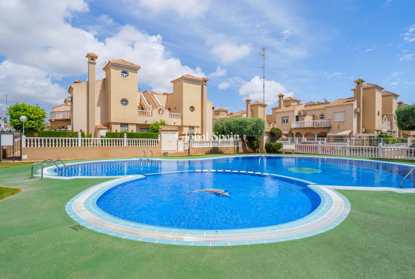 Resale - HOUSE -
ORIHUELA COSTA - Costa Blanca